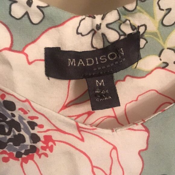 MADISON Summery Floral Sleeveless Dress - Medium - Picture 4 of 6